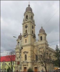 Lăcaşuri de cult din România; Biserica Pogorârea Sf. Spirit; Biserica Olosig; ; 1903-1905; 1903; 1905; Biserică; romano-catolic; Roman-Catholic; roman-catholique; ORADEA; ; Bihor; ; Episcopia romano-catolică; Biserica Romano-Catolică din România; 