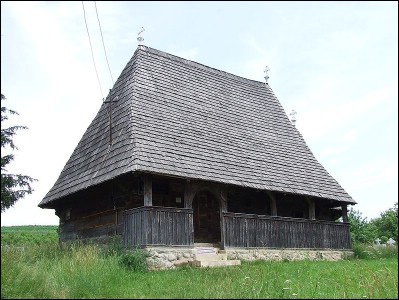 Lăcaşuri de cult din România; Biserica de lemn Sf. Arhangheli; ; ; 1758, pictura 1807; 1758; ; Biserică de lemn; ortodox; Orthodox; orthodoxe; FINIŞEL; SĂVĂDISLA; Cluj; ; Arhiepiscopia Vadului, Feleacului şi Clujului; Mitropolia Clujului, Albei, Crişanei şi Maramureşului; 