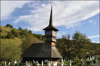 Lăcaşuri de cult din România; Biserica de lemn Adormirea Maicii Domnului; ; ; sec. XVIII, 1820; 1701; 1800; Biserică de lemn; ortodox; Orthodox; orthodoxe; LĂPUGIU DE JOS; LĂPUGIU DE JOS; Hunedoara; Protopopiatul Deva; Episcopia Aradului; Mitropolia Banatului; 