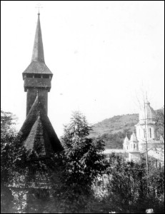 Lăcaşuri de cult din România; Biserica de lemn Cuvioasa Paraschiva; ; ; 1796; 1796; ; Biserică de lemn; ortodox; Orthodox; orthodoxe; BOTIZA; BOTIZA; Maramureş; Protopopiatul Ortodox român Vişeu; Episcopia Maramureşului şi a Sătmarului; Mitropolia Clujului, Albei, Crişanei şi Maramureşului; 