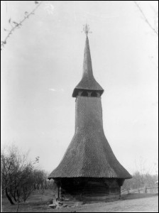 Lăcaşuri de cult din România; Biserica de lemn Sf. Arhangheli; ; ; 1706; 1706; ; Biserică de lemn; ortodox; Orthodox; orthodoxe; DRĂGHIA; COROIENI; Maramureş; Protopopiatul Ortodox român Lăpuş; Episcopia Maramureşului şi a Sătmarului; Mitropolia Clujului, Albei, Crişanei şi Maramureşului; 