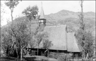 Lăcaşuri de cult din România; Biserica de lemn Cuvioasa Paraschiva; ; ; 1806; 1806; ; Biserică de lemn; ortodox; Orthodox; orthodoxe; VALEA STEJARULUI (fostă Valea Porcului); VADU IZEI; Maramureş; ; Episcopia Maramureşului şi a Sătmarului; Mitropolia Clujului, Albei, Crişanei şi Maramureşului; 