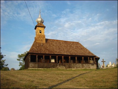 Lăcaşuri de cult din România; Biserica de lemn Sf. Arhangheli; ; ; sec. XIX; 1801; 1900; Biserică de lemn; ortodox; Orthodox; orthodoxe; SARMAŞU; ; Mureş; ; Arhiepiscopia Alba Iuliei; Mitropolia Clujului, Albei, Crişanei şi Maramureşului; 