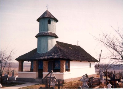 Lăcaşuri de cult din România; Biserica de lemn Cuvioasa Paraschiva; ; ; 1812-1813; 1812; 1813; Biserică de lemn; ortodox; Orthodox; orthodoxe; ALUNIŞU; SPINENI; Olt; Protoieria Slatina I Sud; Episcopia Slatinei şi Romanaţilor; Mitropolia Olteniei; 