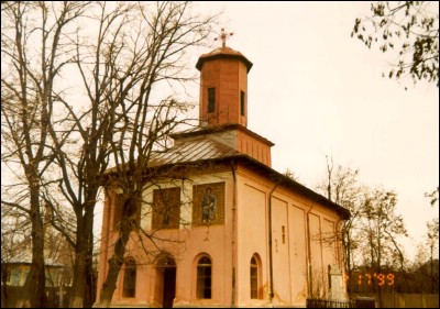 Lăcaşuri de cult din România; Biserica Sf. Nicolae şi Sf. Gheorghe; ; ; 1833-1839; 1833; 1839; Biserică; ortodox; Orthodox; orthodoxe; CRÂMPOIA; CRÂMPOIA; Olt; Protoieria Caracal, Cod fiscal: 4284630, Adresa: Str. Nicolae Titulescu nr. 8, Str. Nicolae Titulescu, 8, TEL/FAX: 0249-512060, 0728107831, 0745597225, Protoiereu PC. Pr. Marin Răducanu.; Episcopia Slatinei şi Romanaţilor; Mitropolia Olteniei; 