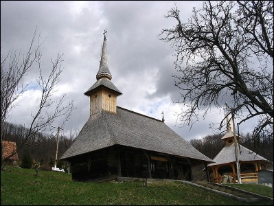 Lăcaşuri de cult din România; Biserica de lemn Adormirea Maicii Domnului a fostei Mănăstiri Strâmba-Fizeş; Biserica Mănăstirii Strâmba; ; sec. XVII; 1600; 1700; Biserică de lemn; ortodox; Orthodox; orthodoxe; PĂDURIŞ; HIDA; Sălaj; Protopopiatul Ortodox român Zalău şi Jibou; Episcopia Oradiei; Mitropolia Clujului, Albei, Crişanei şi Maramureşului; 