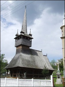 Lăcaşuri de cult din România; Biserica de lemn Sfinţii Arhangheli Mihail şi Gavril; ; ; 1723; 1723; ; Biserică de lemn; ortodox; Orthodox; orthodoxe; CORUND; BOGDAND; Satu Mare; ; Episcopia Maramureşului şi a Sătmarului; Mitropolia Clujului, Albei, Crişanei şi Maramureşului; 
