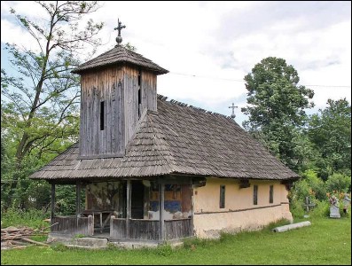 Lăcaşuri de cult din România; Biserica de lemn Sf. Nicolae, Sf. Filofteia; ; ; 1805; 1805; ; Biserică de lemn; ortodox; Orthodox; orthodoxe; COPĂCENI; RACOVIŢA; Vâlcea; ; Arhiepiscopia Râmnicului; Mitropolia Olteniei; 