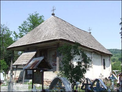 Lăcaşuri de cult din România; Biserica de lemn Sf. Nicolae; ; ; 1737; 1737; ; Biserică de lemn; ortodox; Orthodox; orthodoxe; PIETRARI; PIETRARI; Vâlcea; ; Arhiepiscopia Râmnicului; Mitropolia Olteniei; 
