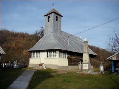 Lăcaşuri de cult din România; Biserica de lemn Sf. Nicolae; ; ; 1752; 1752; ; Biserică de lemn; ortodox; Orthodox; orthodoxe; STOILEŞTI; STOILEŞTI; Vâlcea; ; Arhiepiscopia Râmnicului; Mitropolia Olteniei; 