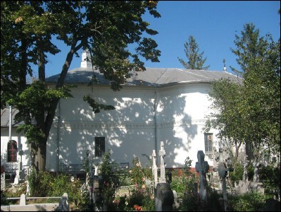Lăcaşuri de cult din România; Biserica Sfinţii Voievozi; ; ; sec. XVIII; pe locul uneia de lemn; 1701; 1800; Biserică; ortodox; Orthodox; orthodoxe; MIRCEŞTII VECHI; VÂNĂTORI; Vrancea; ; Arhiepiscopia Buzăului şi Vrancei; Mitropolia Munteniei şi Dobrogei; 