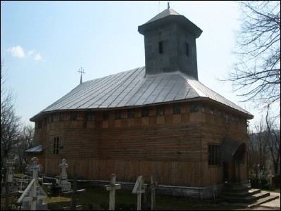 Lcauri de cult din Romnia; Biserica Sf. Arhangheli Mihail i Gavriil; ; ; 1839; 1839; ; Biseric; ortodox; Orthodox; orthodoxe; CHIOJDENI; CHIOJDENI; Vrancea; ; Arhiepiscopia Buzului i Vrancei; Mitropolia Munteniei i Dobrogei; 