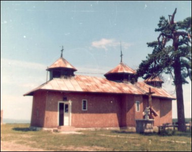 Lăcaşuri de cult din România; Biserica de lemn Sf. Voievozi, Biserica Sf. Împăraţi Constantin şi Elena a fostului Schit Mălineşti; Biserica Mănăstirii Mălineşti; ; 1826; rep. 1925, 1928, 1995 - 1997 (căptuşită cu şindrilă, faţade); ; 1800; Biserică de lemn; ortodox; Orthodox; orthodoxe; GÂRCENI; GÂRCENI; Vaslui; Protoieria Vaslui; Episcopia Huşilor; Mitropolia Moldovei şi Bucovinei; 