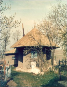 Lăcaşuri de cult din România; Biserica de lemn Sf. Nicolae; ; ; cca. 1723; mutată în 1850, rep. 1934; 1723; ; Biserică de lemn; ortodox; Orthodox; orthodoxe; DRĂXENI; REBRICEA; Vaslui; Protoieria Negreşti; Episcopia Huşilor; Mitropolia Moldovei şi Bucovinei; 