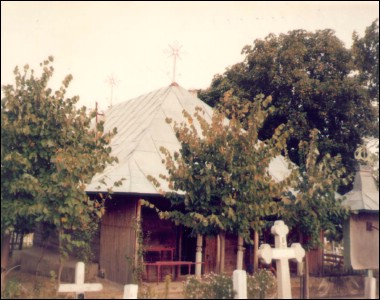 Lăcaşuri de cult din România; Biserica de lemn Sf. Nicolae; ; ; 1806; transformată 1926; reparaţii 1947, 1989; 1806; ; Biserică de lemn; ortodox; Orthodox; orthodoxe; PUIEŞTI; PUIEŞTI; Vaslui; Protoieria Bârlad; Episcopia Huşilor; Mitropolia Moldovei şi Bucovinei; 
