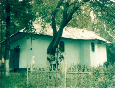 Lăcaşuri de cult din România; Biserica Sf. Voievozi; ; ; 1851; 1851; ; Biserică de lemn; ortodox; Orthodox; orthodoxe; VĂLENI; PĂDURENI; Vaslui; Protopopiatul Huşi; Episcopia Huşilor; Mitropolia Moldovei şi Bucovinei; 